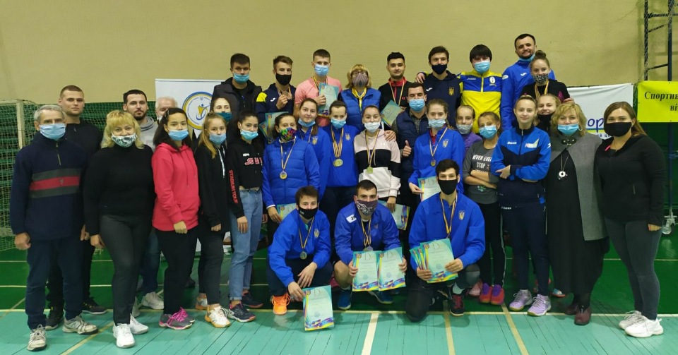 Чемпіонат України з бадмінтону