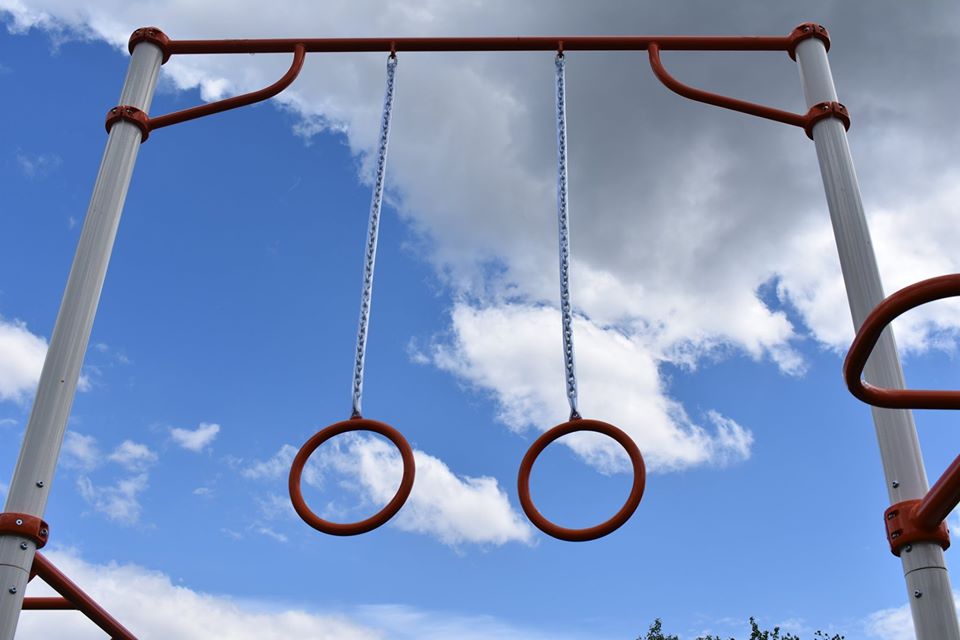 Відкриття майданчика для воркаут в селі Потік. Фото