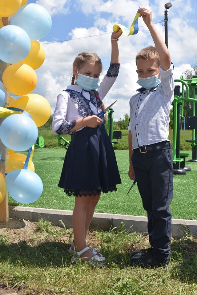 Відкриття воркаут-майданчика в Іванівці. Фото