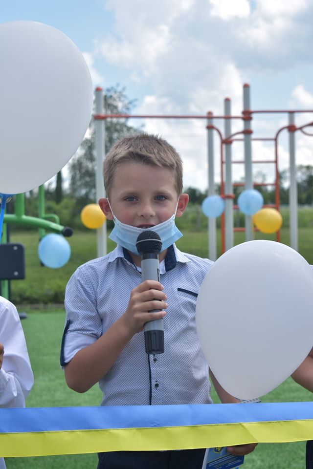 Відкриття воркаут-майданчика в Іванівці. Фото
