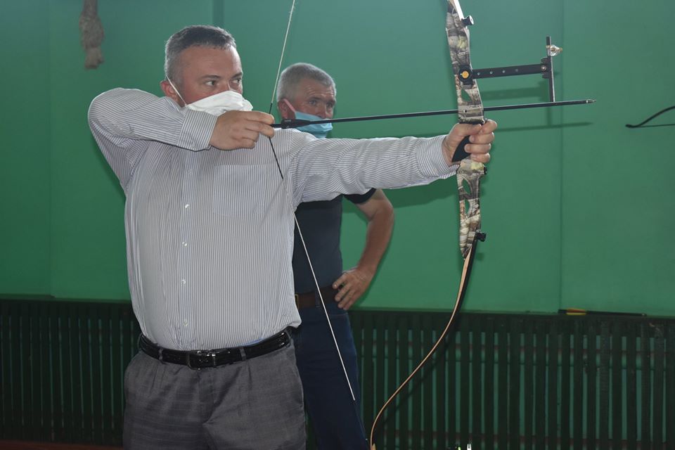 Школа, Озерна. Фото