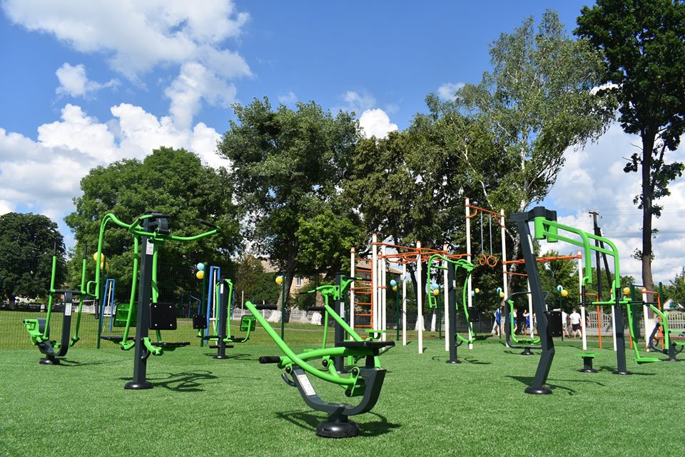 Відкриття воркаут-майданчика в Красилівці. Фото