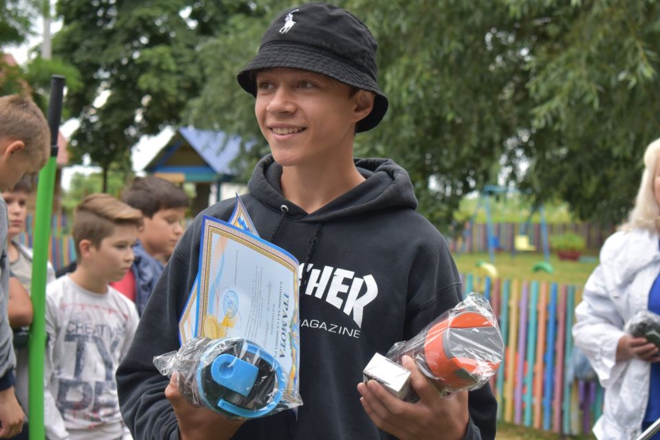 Відкриття воркаут-майданчика у Волошинівці. Фото