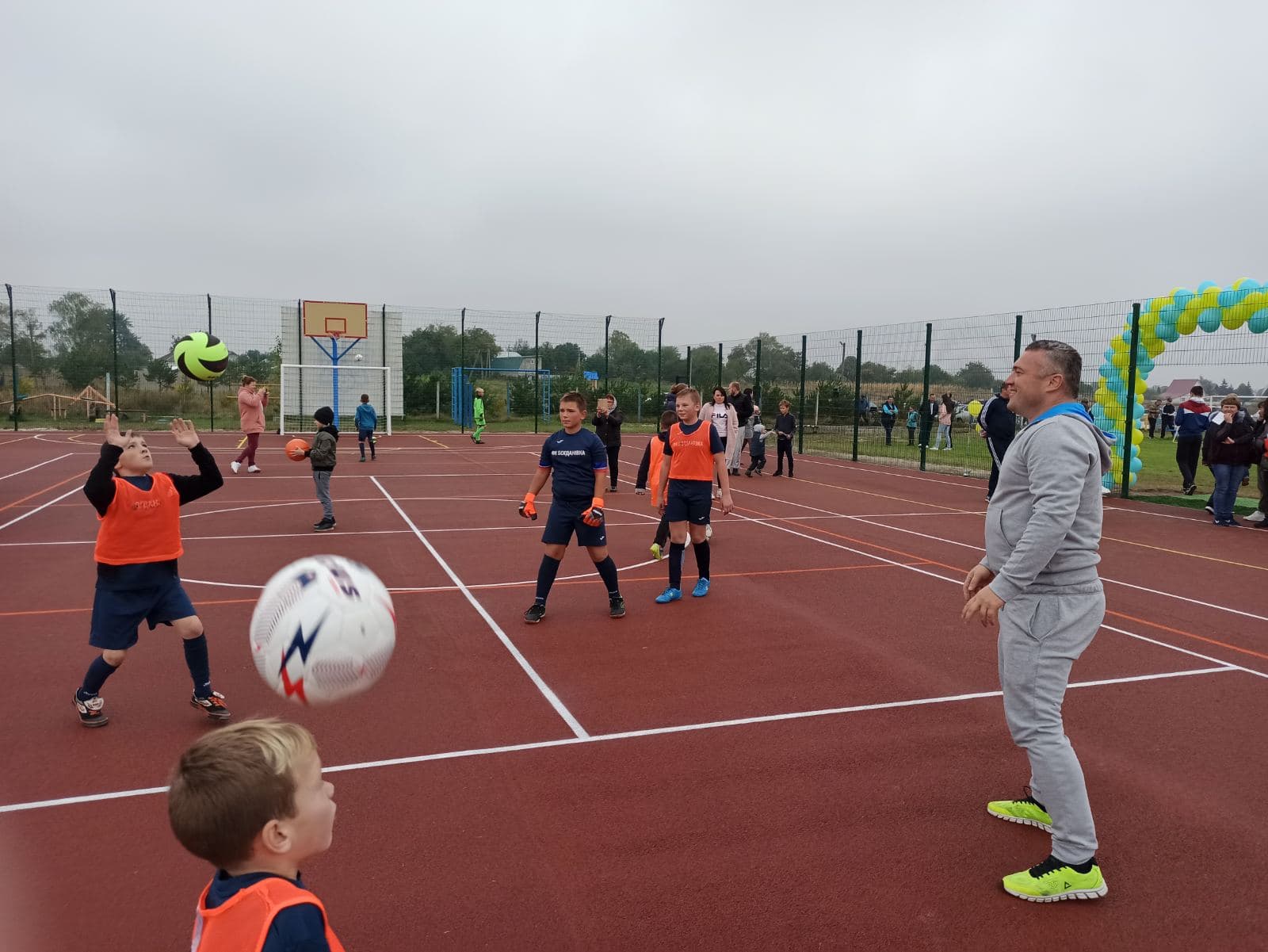 Відкриття мультифункціонального майданчика в Богданівці. Фото