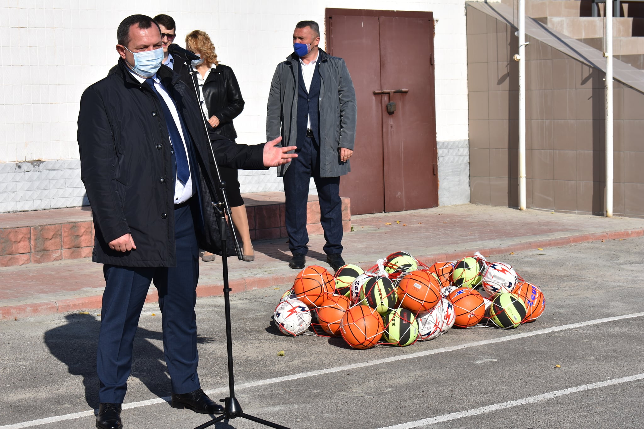 Стадіон в Тетієві за програмою Велике будівництво. Фото