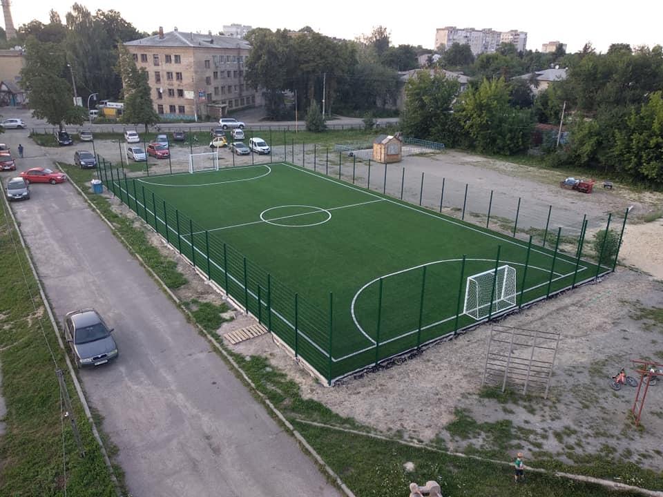 Києво-Святошинський район, м. Боярка, вул. Молодіжна, 5б