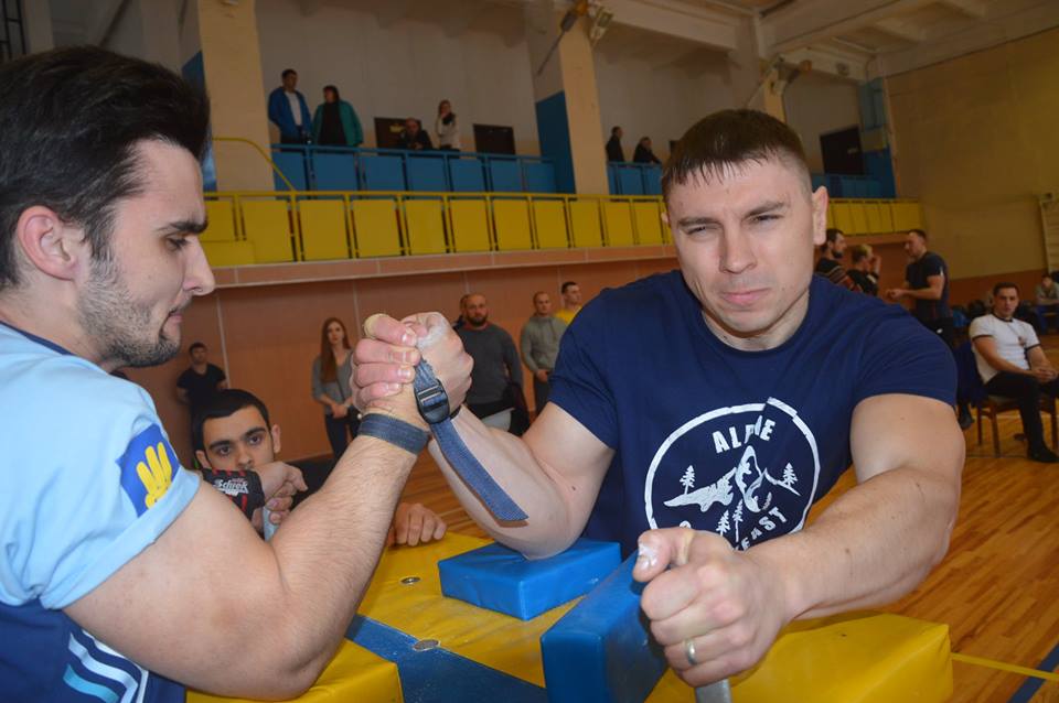 Чемпіонат Київської області з армспорту. Фото