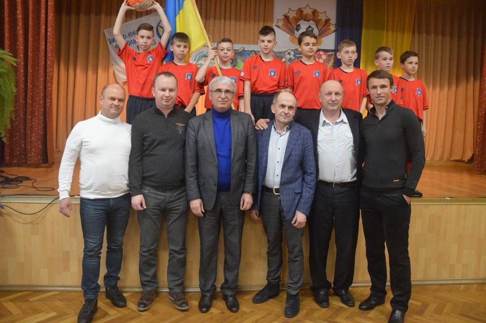 Вшанування спортсменів, Щасливське НВК