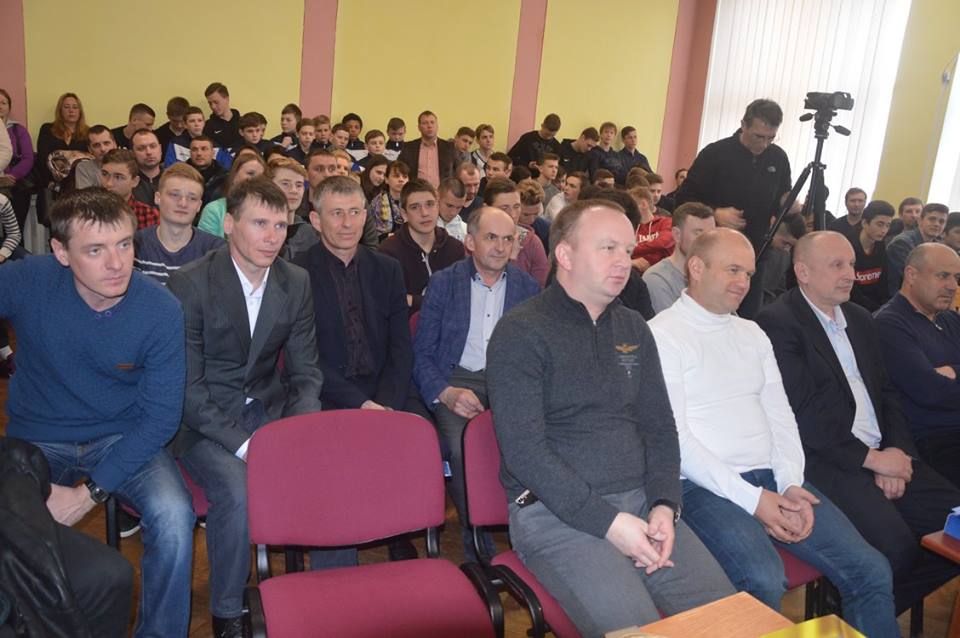  Вшанування спортсменів, Щасливське НВК