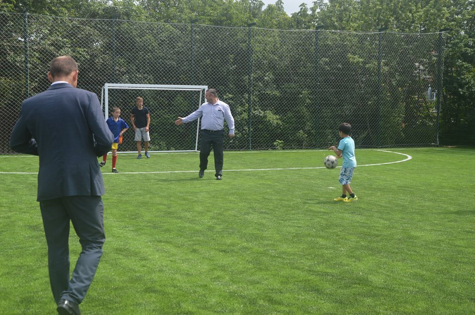 Нове футбольне поле, Васильків. Фото