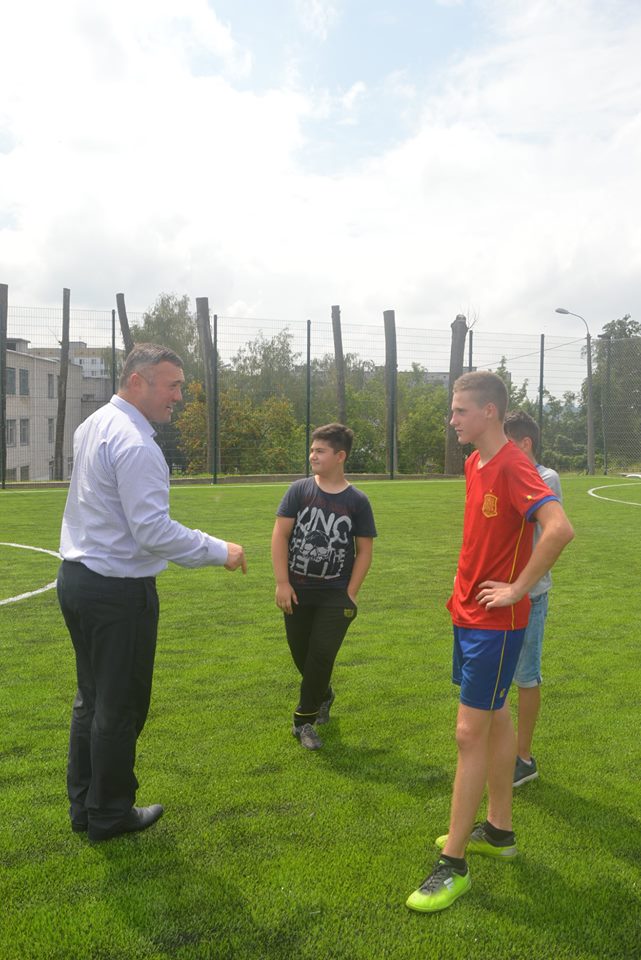 Нове футбольне поле, Васильків. Фото