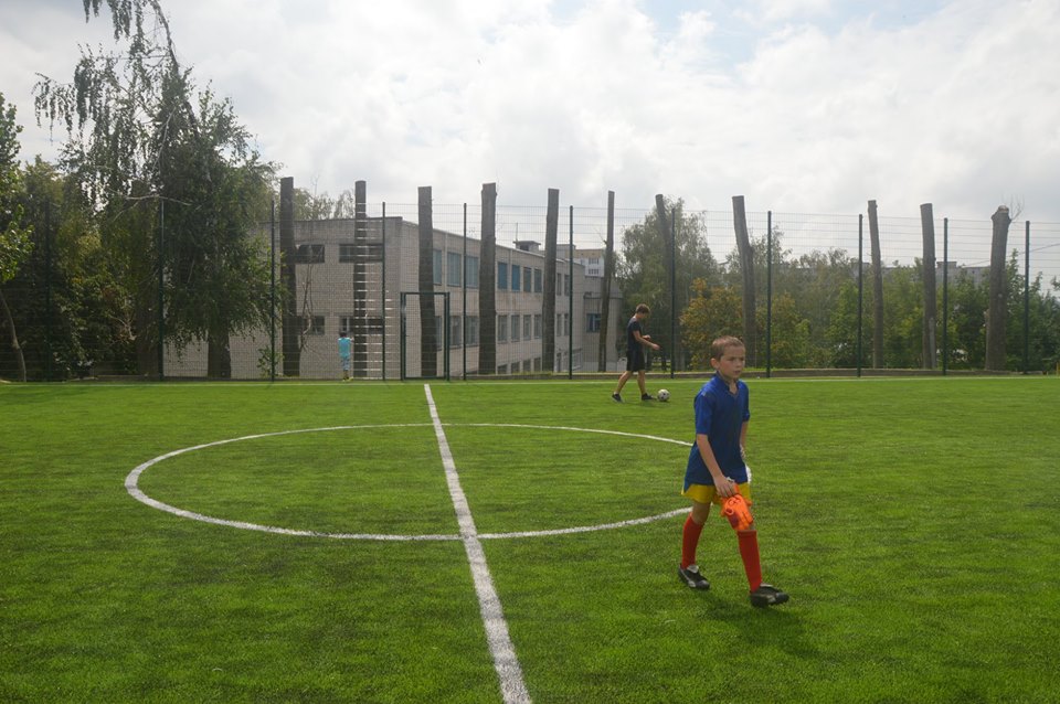 Нове футбольне поле, Васильків. Фото