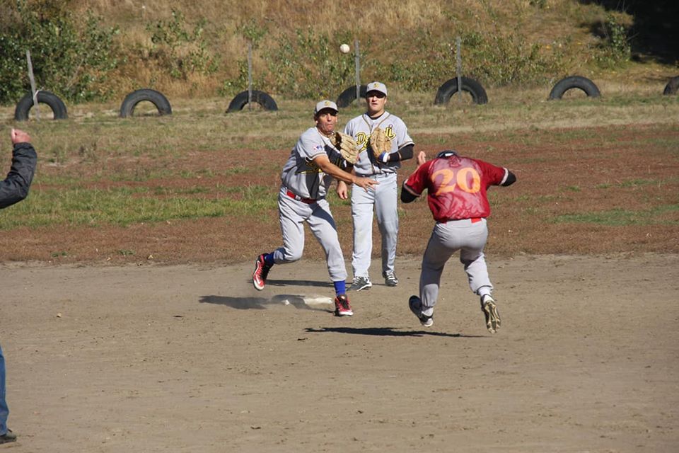 Фінал Кубку Київської бейсбольної ліги. Фото