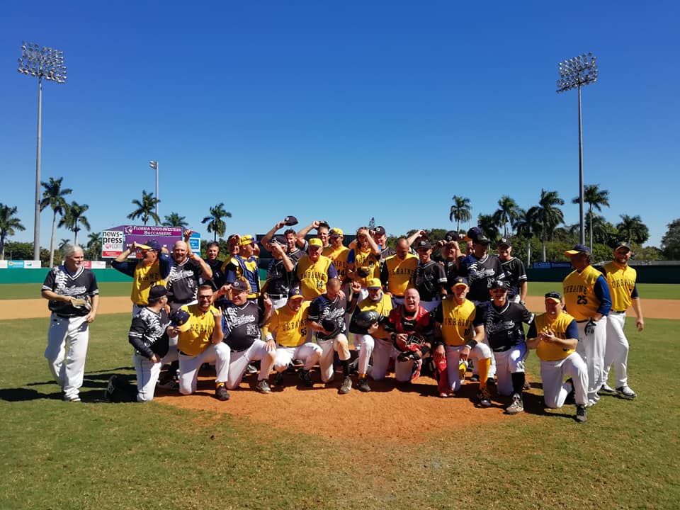 Турнір з бейсболу Світова серія Роя Гоббса, США. Фото