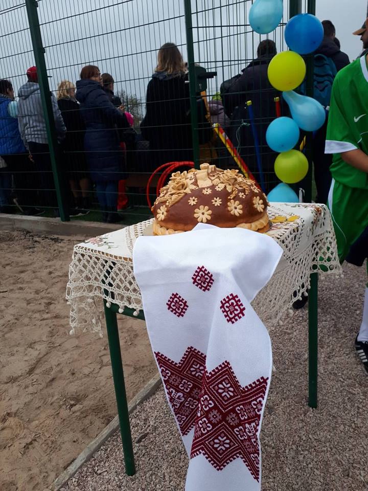 Відкриття футбольного поля в Лебедівці. Фото