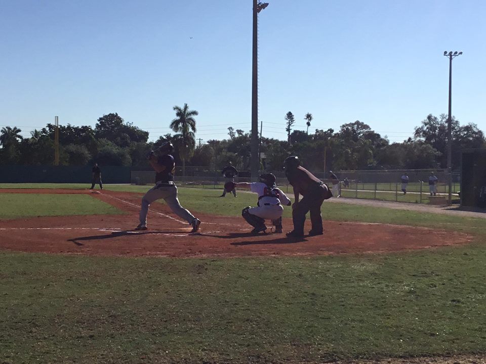 Турнір з бейсболу Світова серія Роя Гоббса, США. Фото