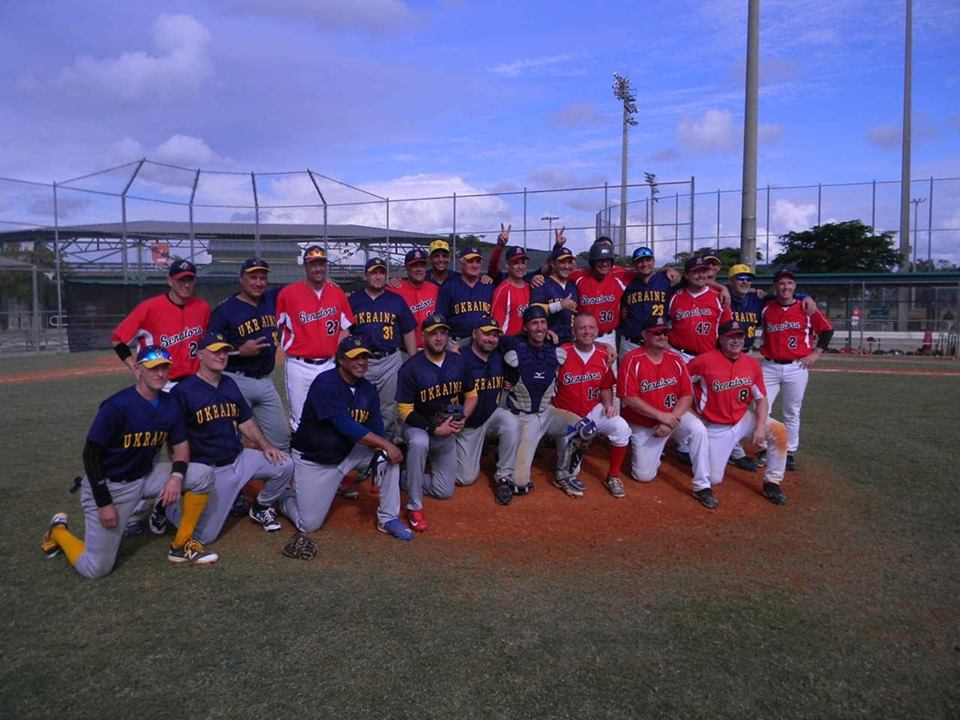 Турнір з бейсболу Світова серія Роя Гоббса, США. Фото