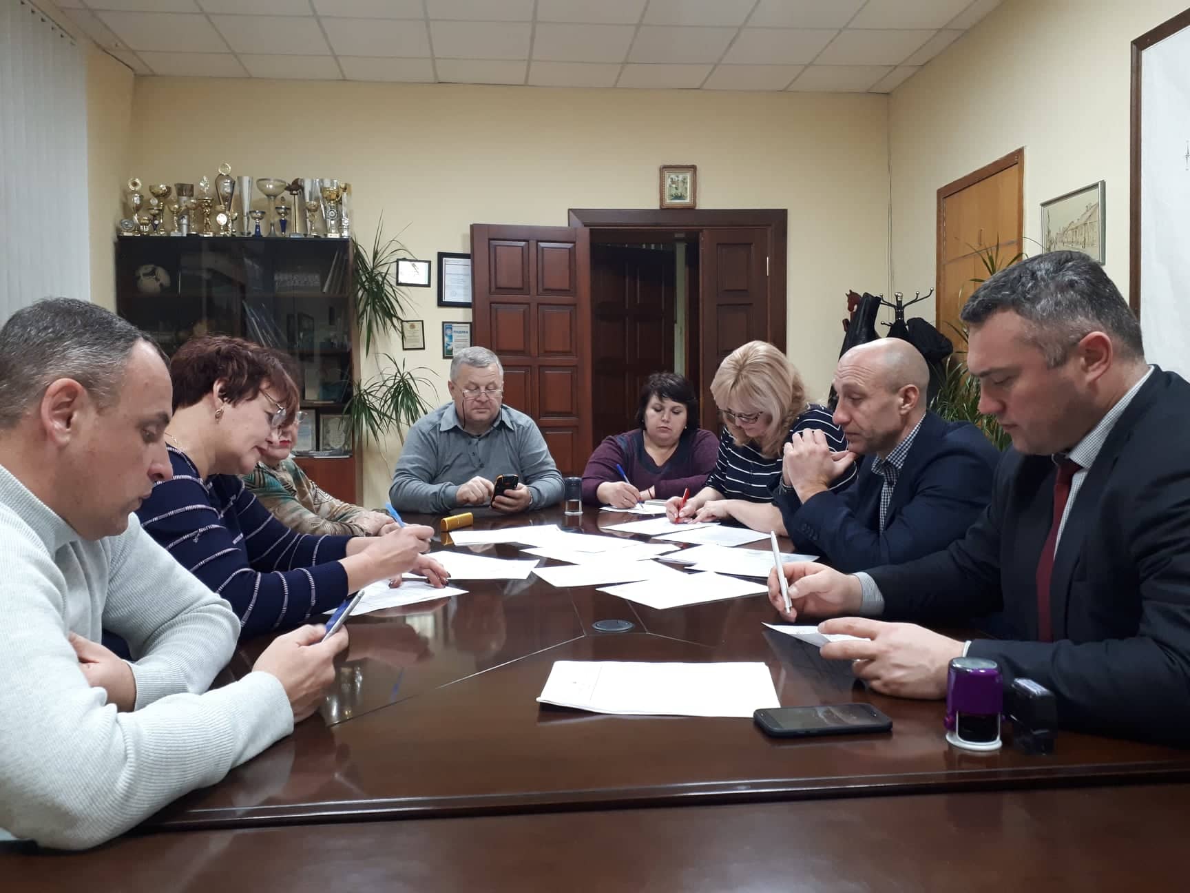 Передача футбольного поля до Бородянки. Фото