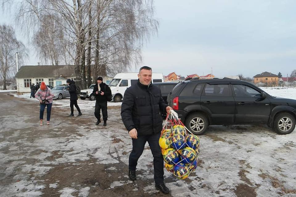 Відкриття футбольного поля у Великій Димерці. Фото