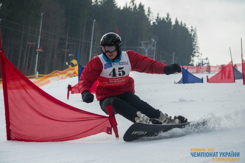  Олександр Шумський на Чемпіонаті України зі сноубордингу.