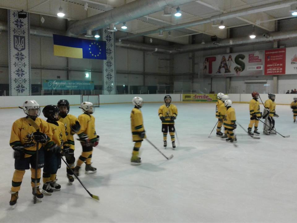 Відкрита першість України з хокею, Льодограй. Фото
