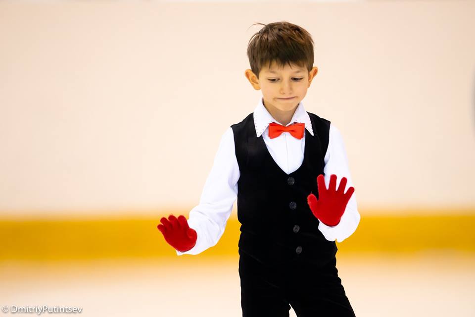 Всеукраїнські змагання юних фігуристів, Льодограй. Фото