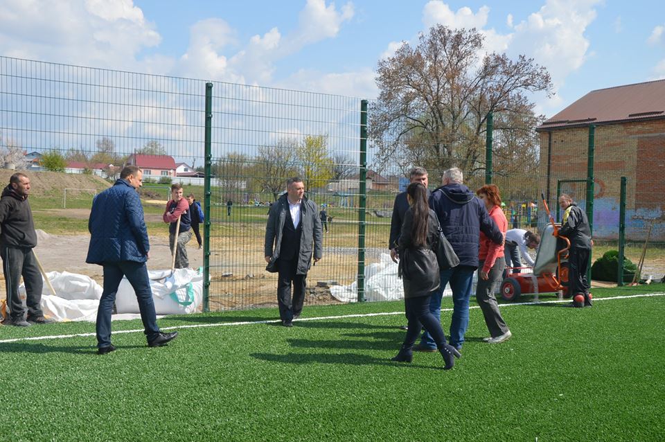 Встановлення майданчика у Василькові. Фото