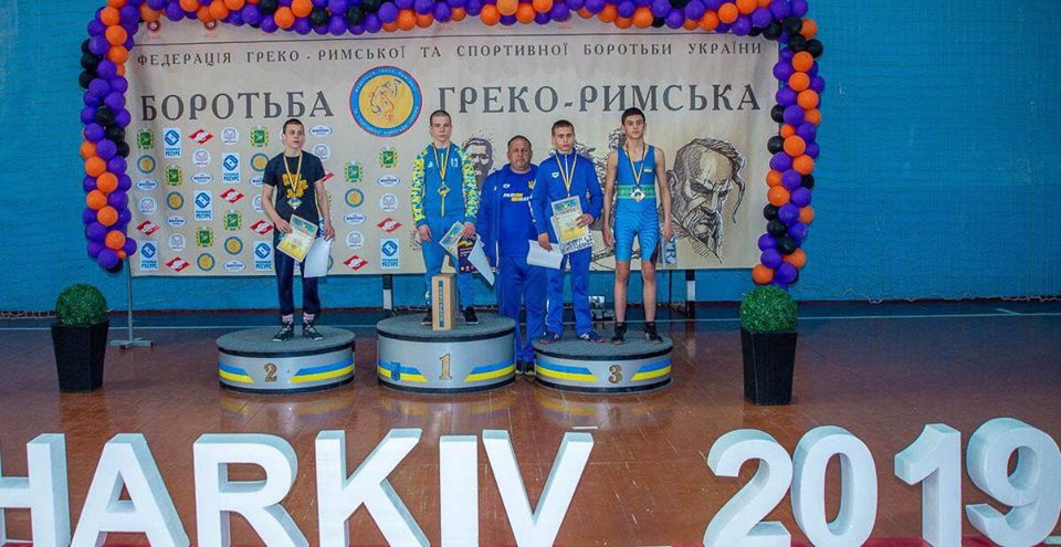 ЧУ з греко-римської боротьби U-15, Харків. Фото
