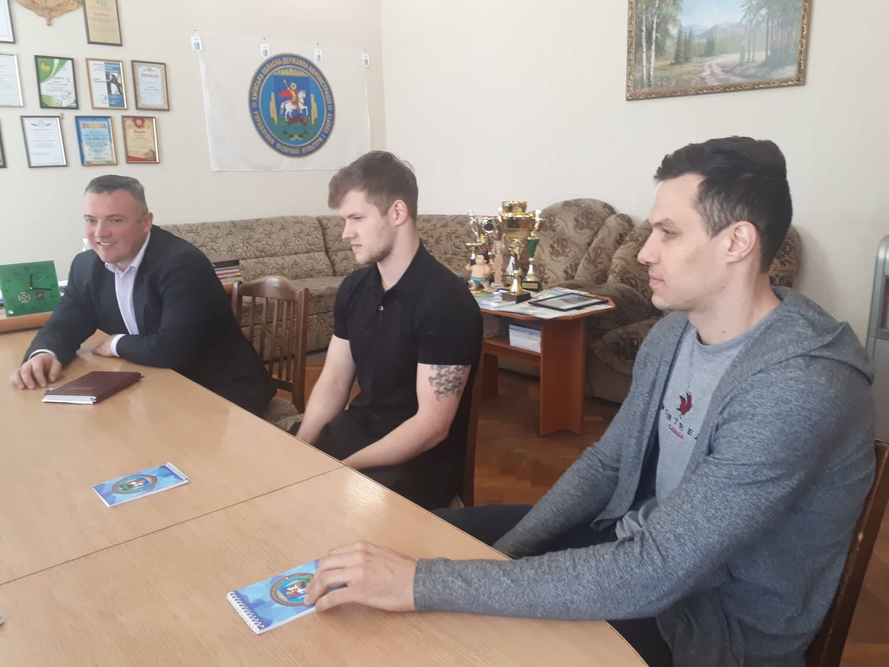 Сергій Тимофєєв зустрівся з титулованими плавцями Київщини. Фото