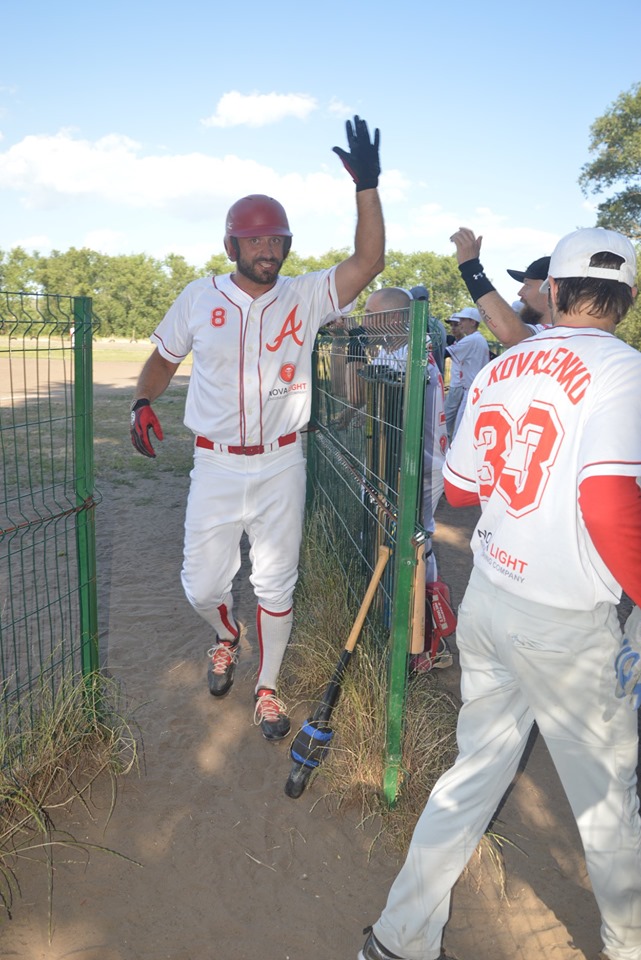 ЧУ з бейсболу, Атма - Західний вогонь. Фото