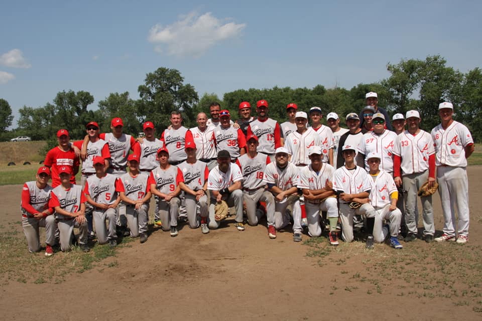 ЧУ з бейсболу, Атма - Західний вогонь. Фото