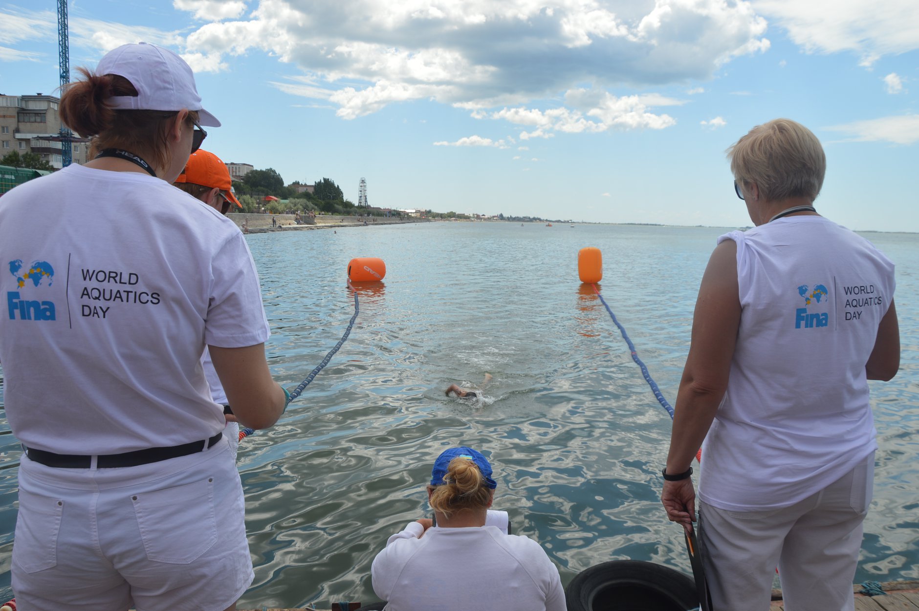 ЧУ з плавання на відкритій воді, Бердянськ. Фото