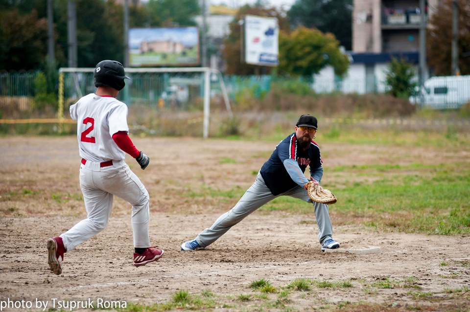 Західний Вогонь - Атма, 6 тур чемпіонату України з бейсболу. Фото