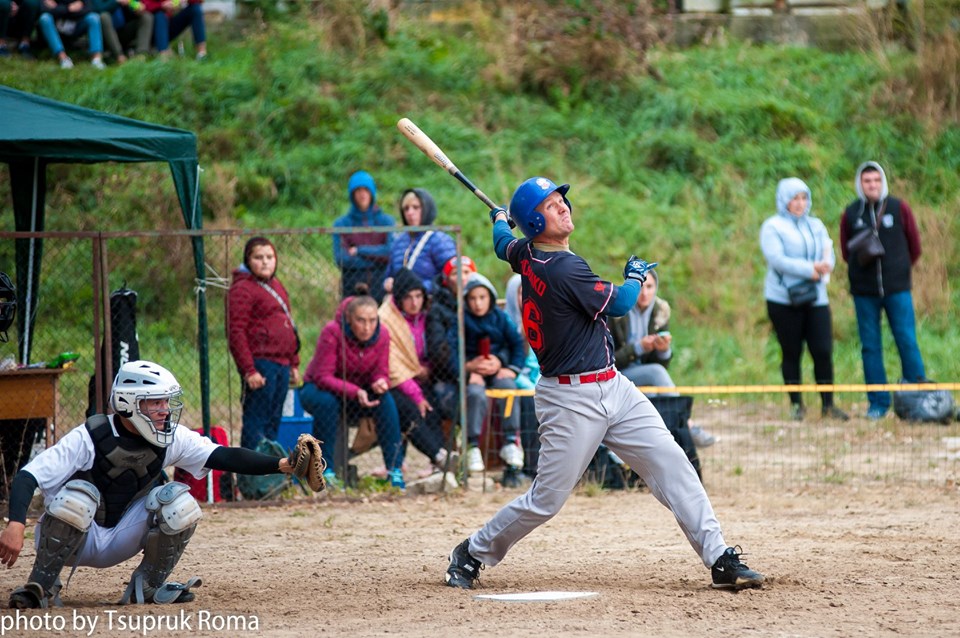 Західний Вогонь - Атма, 6 тур чемпіонату України з бейсболу. Фото