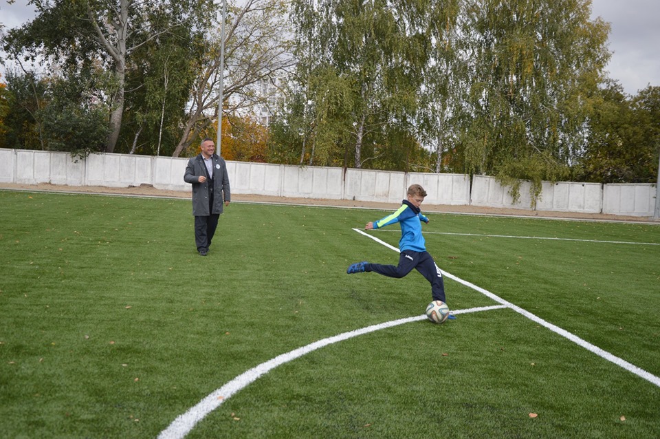 Відкриття стадіону в Борисполі. Фото