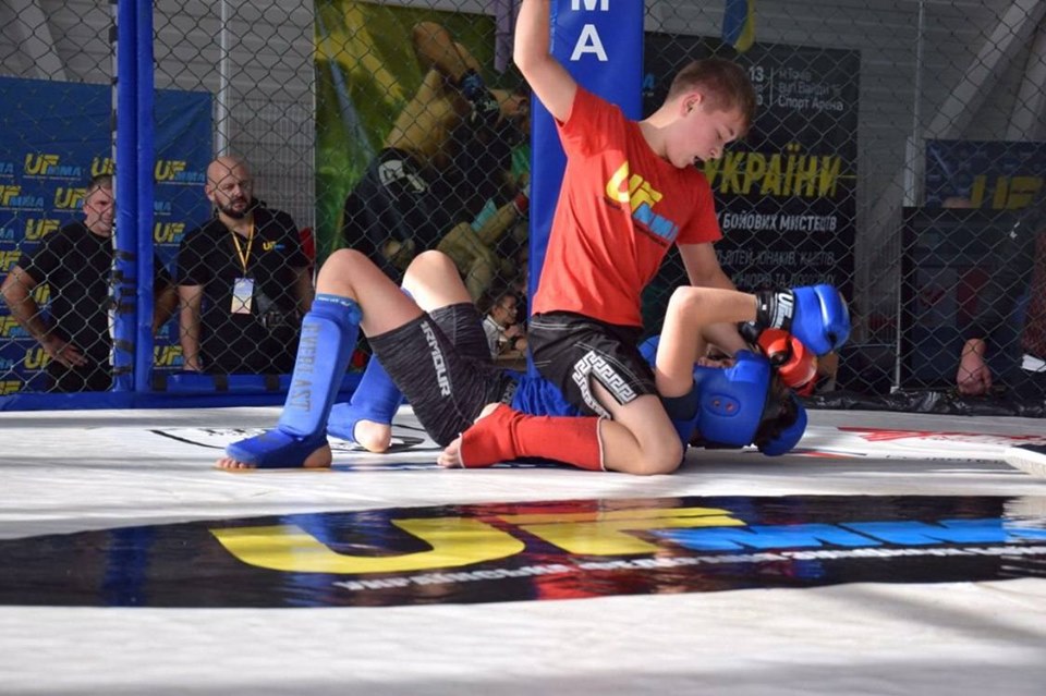 Кубок України зі змішаних бойових мистецтв, Тячів. Фото