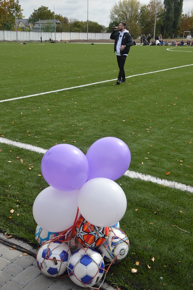 Відкриття стадіону в Борисполі. Фото