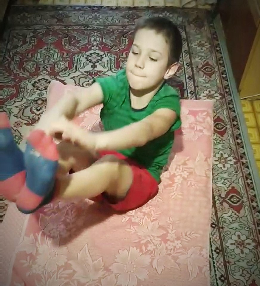 Спорт вдома для борців вільного стилю, Українка. Фото