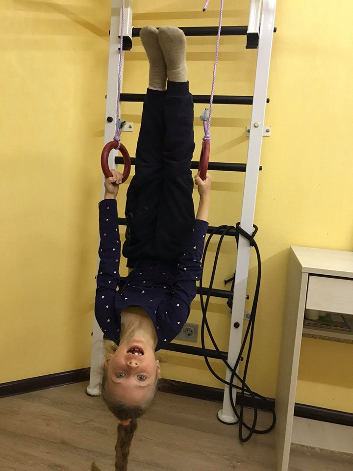 Спорт вдома для борців вільного стилю, Українка. Фото