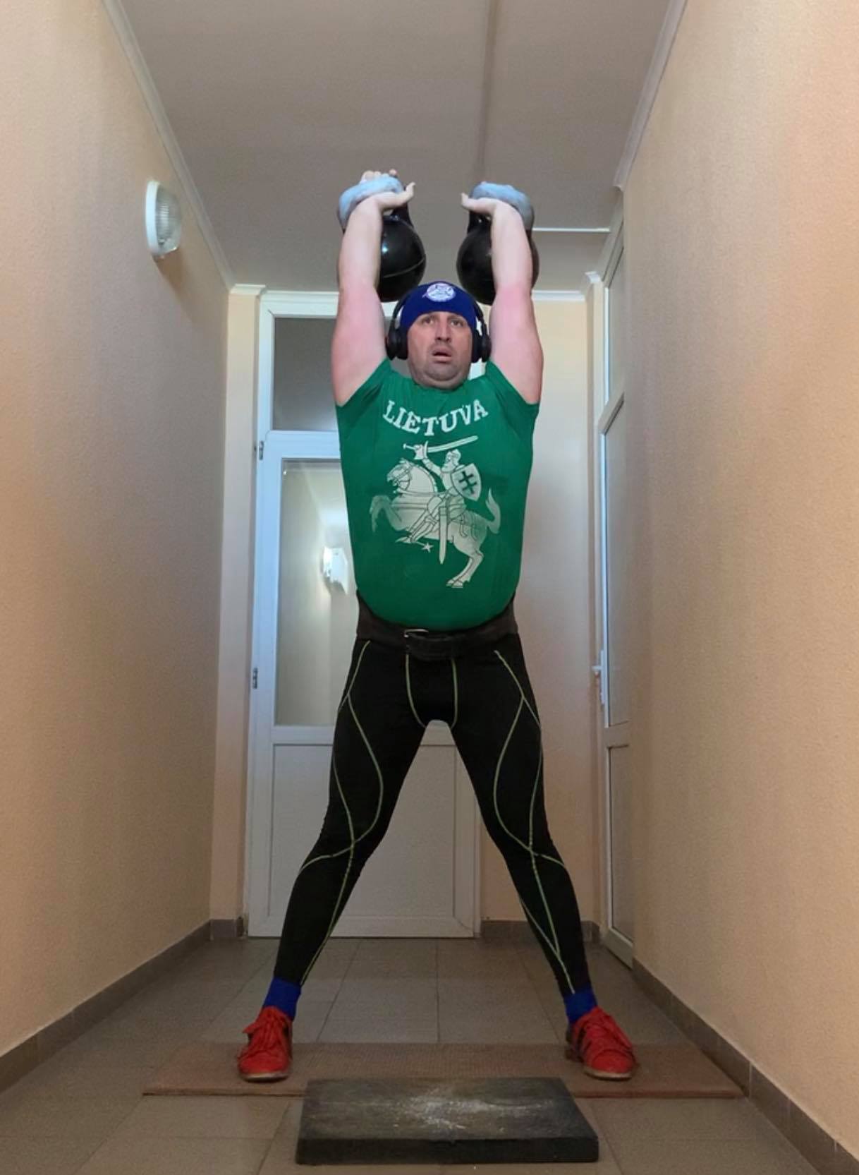 Спорт вдома від Валентина Бербеничука. Фото