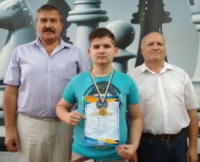 Василь Білокур, шахи. фото