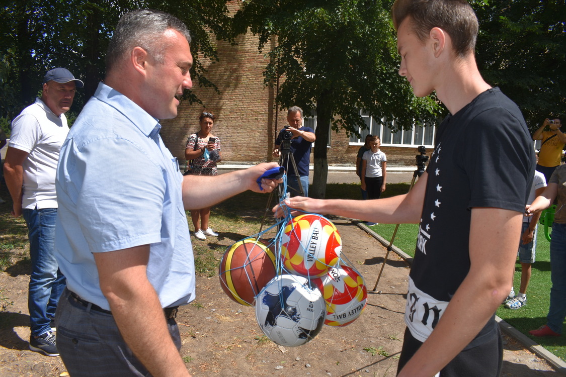 Відкриття воркаут-майданчика, Богуслав. Фото