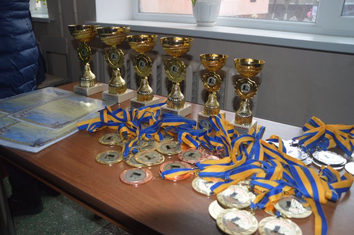 Відкрита командна першість міста Обухів з шахів. Фото