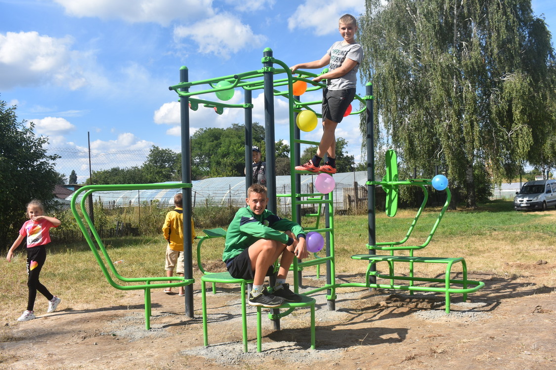 Вікдкриття спортивних майданчиків в Броварському районі. Фото