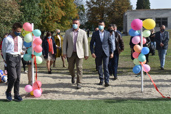 Відкриття воркаут-майданчика в Жоравці. Фото