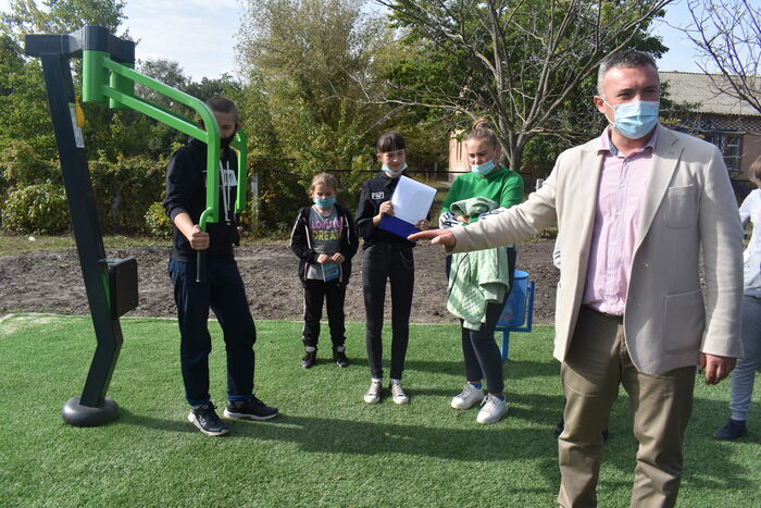 Відкриття воркаут-майданчика в Жоравці. Фото