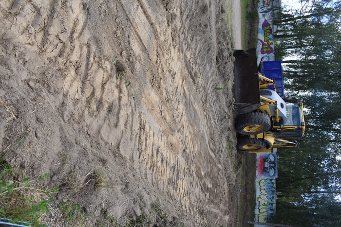 Будівництво футбольного поля в Богуславі. Фото