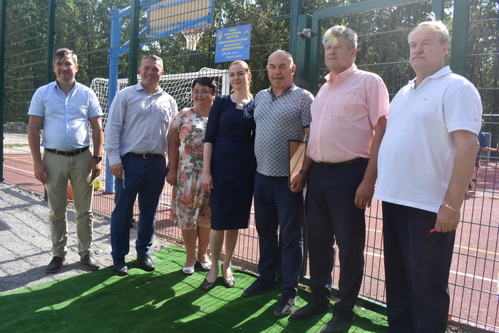 Відкриття мультифункціонального майданчика у Володарці. Фото