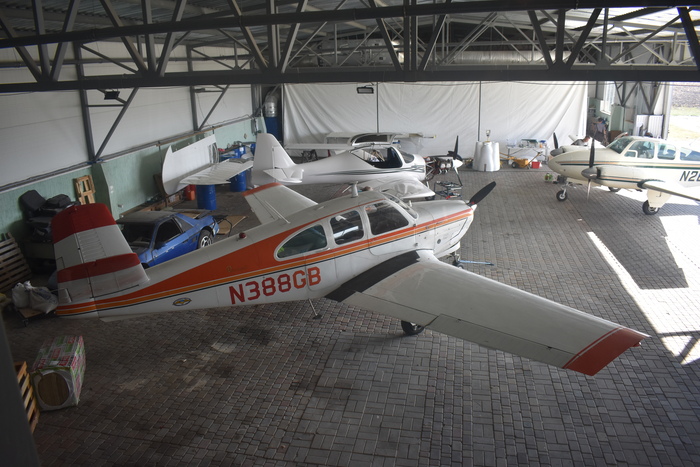 Інспекція аеродрому Гоголів. Фото