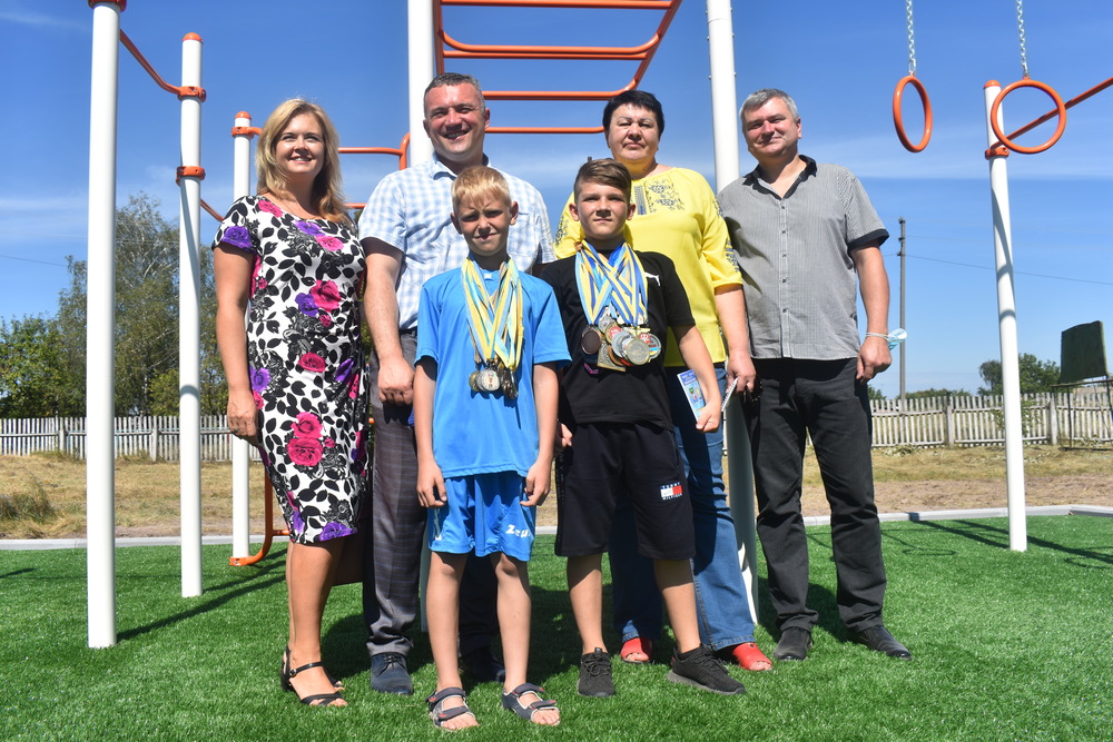 Відкриття воркаут-майданчиків у Фастівському районі. Фото